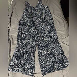Maternity jumpsuit